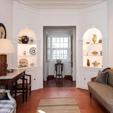 3 Bedroom In Apartment *